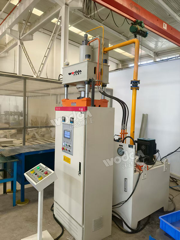 100噸伺服液壓機 100噸伺服液壓機