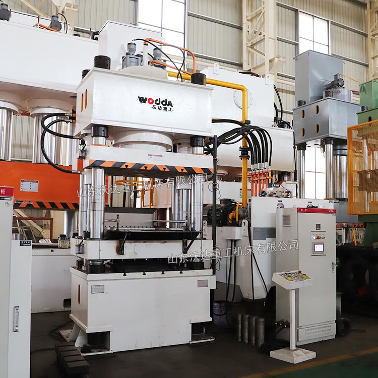 500噸粉末壓塊機(jī)